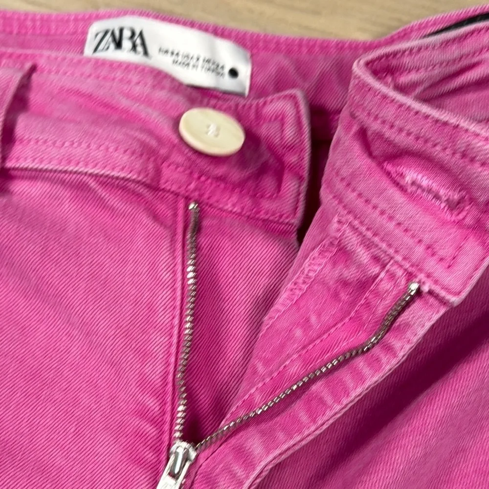 Zara Women's Viral Pink Wide-Leg Jeans Cut Off - Picture 10 of 16